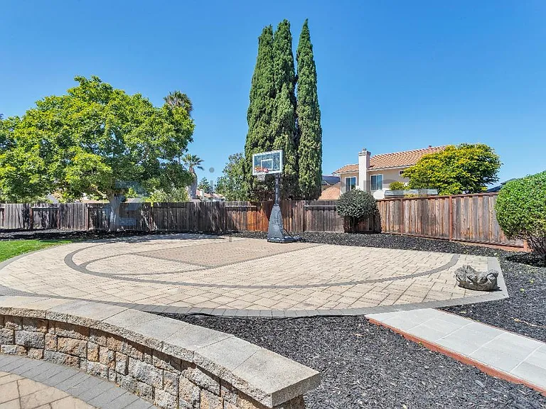 32805 Palmdale Ct — Photo 32