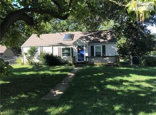 5526 Long Ave, Shawnee, KS 66216