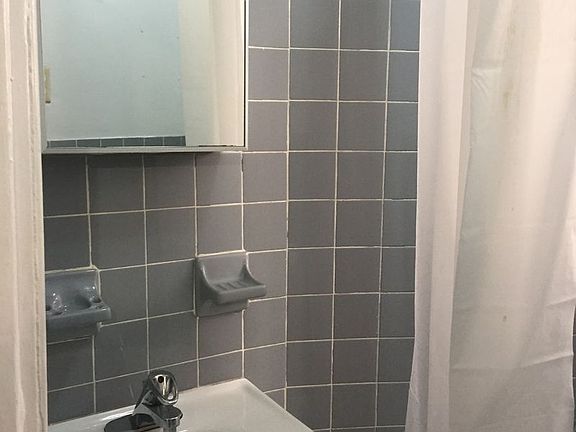 2nd image of 4318 40th St #10