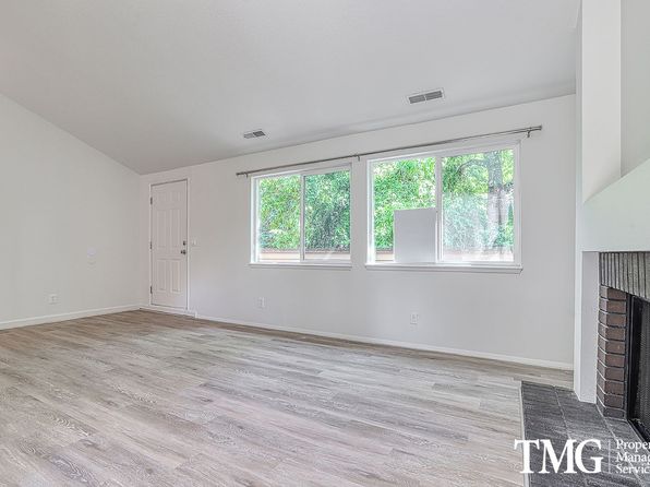1621 NE 113th St APT 431