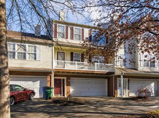 585 Silver Leaf Dr, Christiansburg, VA 24073