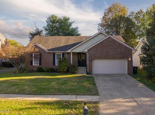 8818 Raintree Dr, Louisville, KY 40220