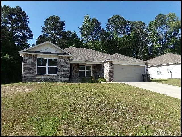 1935 Auburn Hills Dr — Photo 2