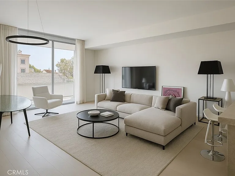 9200 Wilshire #304W — Photo 11