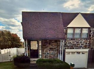 15111 Ina Dr, Philadelphia, PA 19116