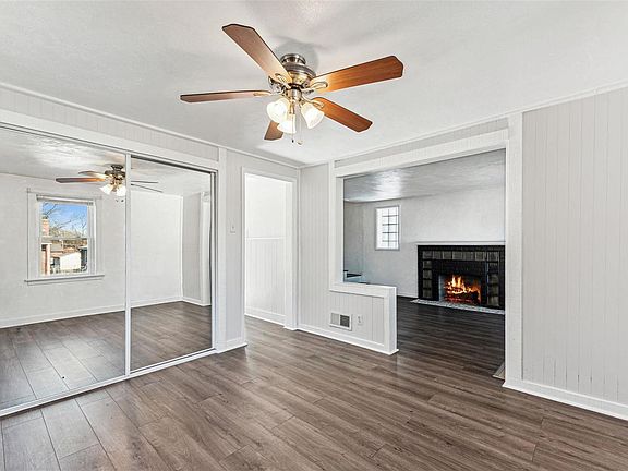 4th image of 1467 Sheridan Dr