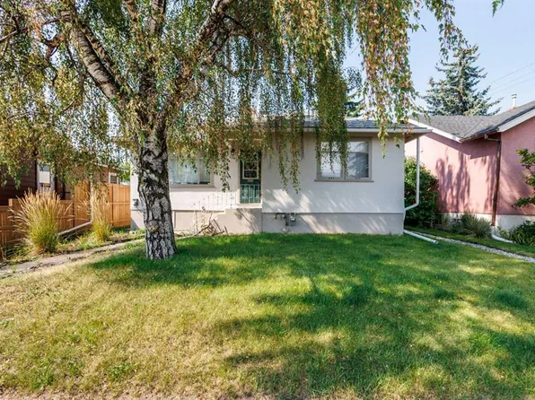 1741 E 24th St SW, Calgary, AB T3C 1J2