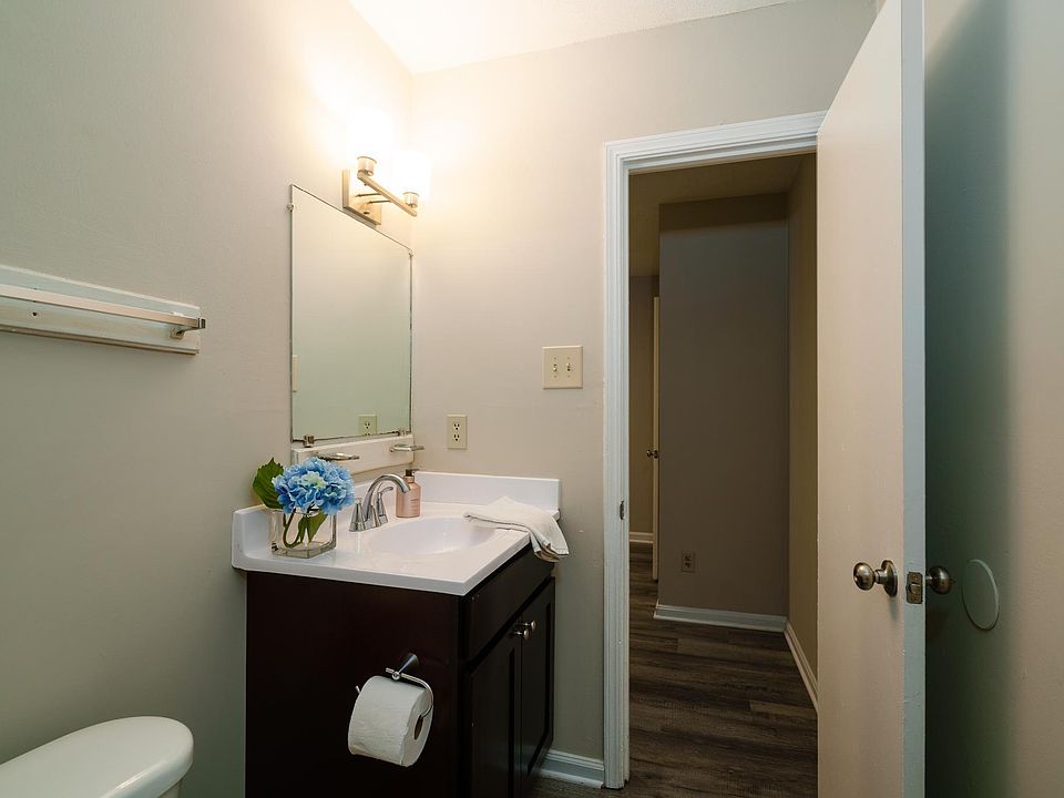 1st image of 432 29th Pl APT E