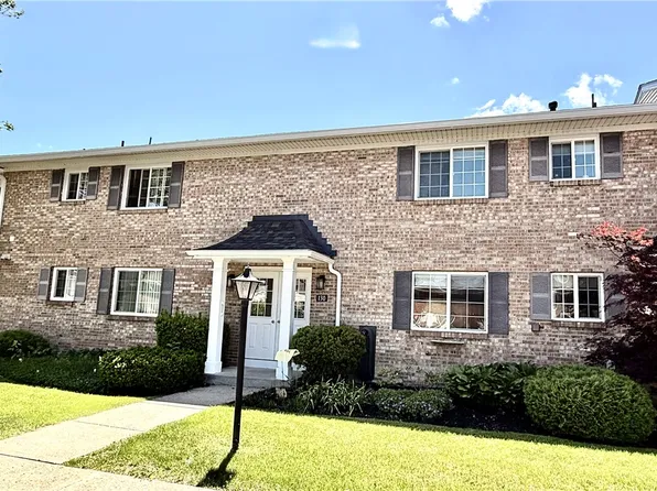 130C Holiday Hbr, Canandaigua, NY 14424