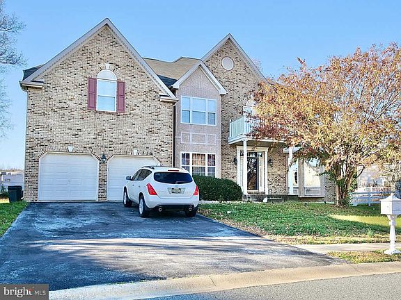 5th image of 17 Pear Dr