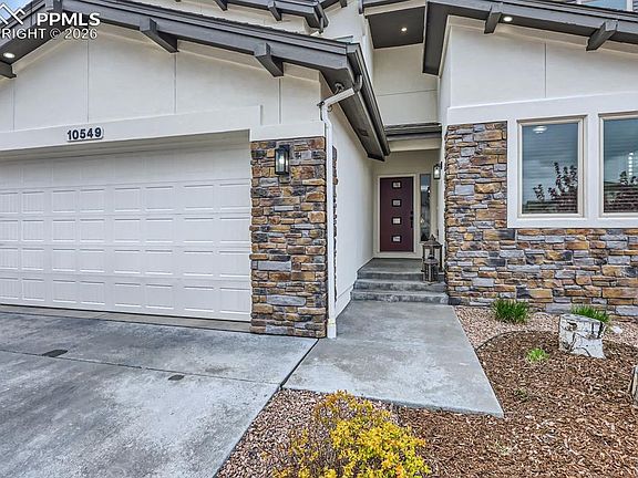 3rd image of 10549 Kelowna Vw