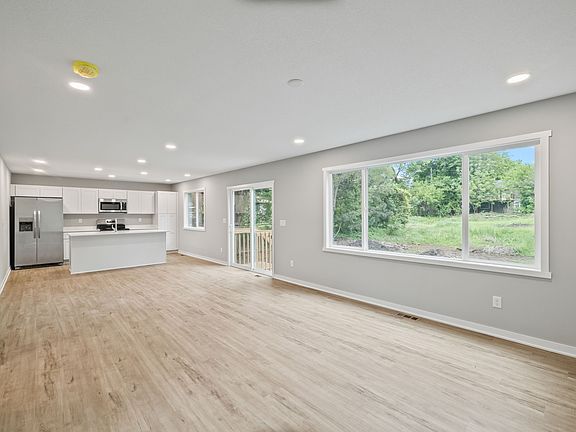 5th image of 3503 Coy St