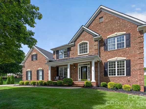 2003 Ptarmigan Ct, Waxhaw, NC 28173