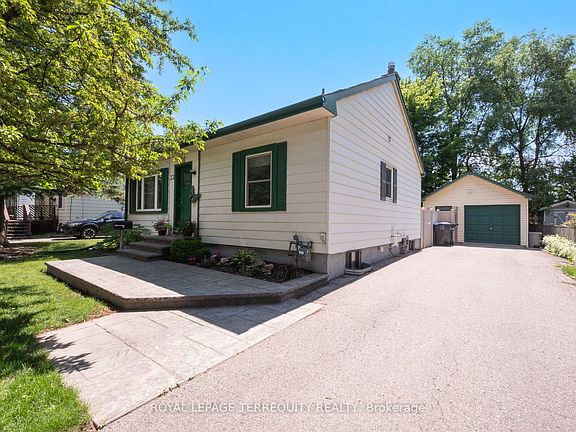 3rd image of 33 Rogers Rd