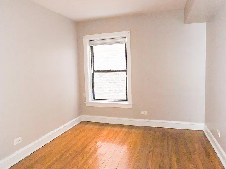 2625 N Spaulding Ave #2E — Photo 5