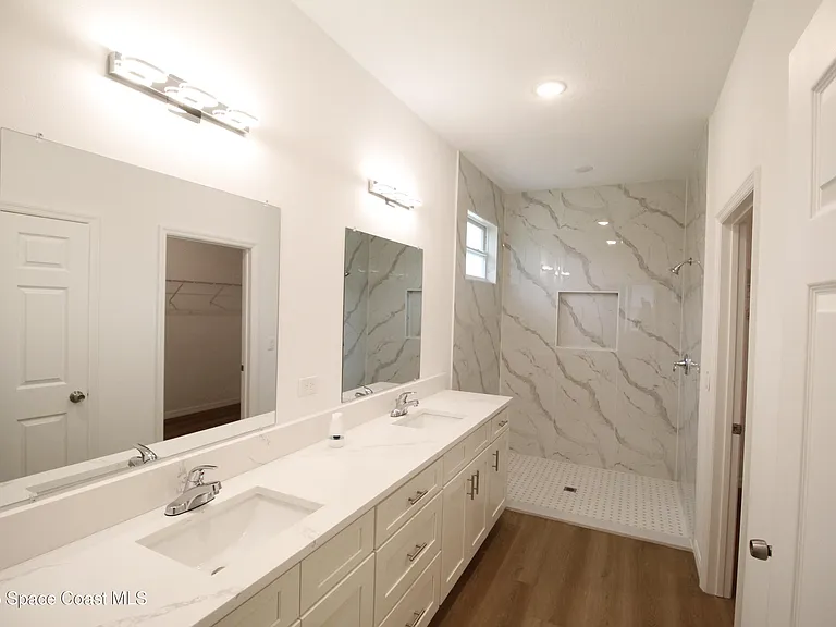 1658 Hamilton Ave SW — Photo 16