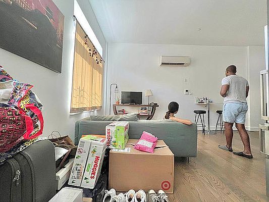 3rd image of 997 Jefferson Ave APT 1A