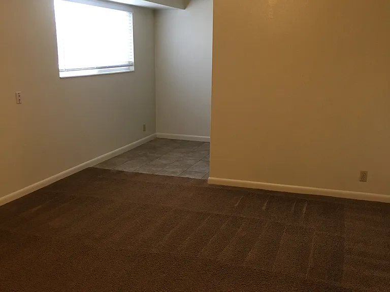 622 N Main St #622 — Photo 7