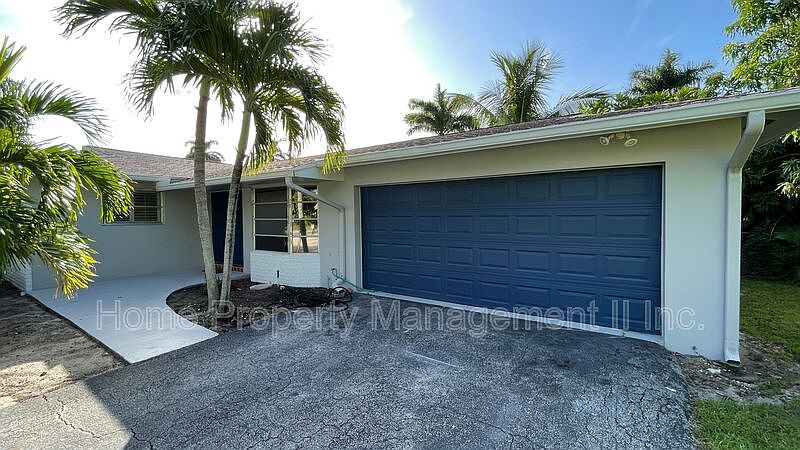 1st image of 442 Tequesta Dr