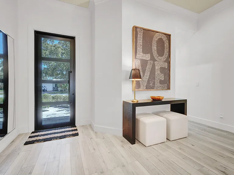 875 SE 13th Ave — Photo 37