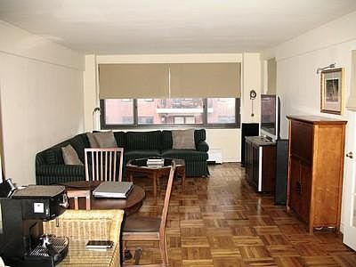 3rd image of 425 E 63rd St APT E8g