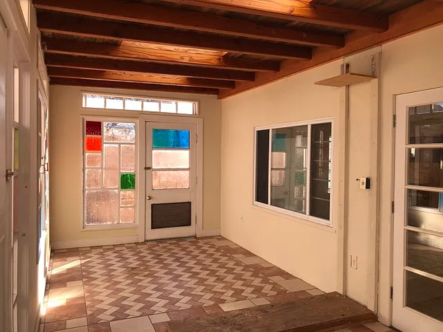 Spectacular 1 Bedroom Casita Near UNM - in Gorgeous, Private Compound — Photo 25