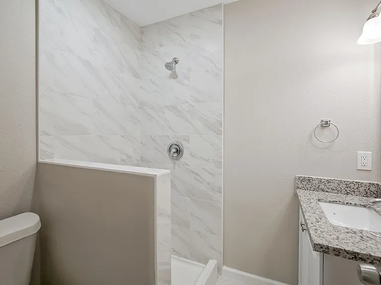 6 Green Field Pl — Photo 13