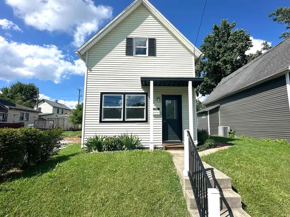 1136 Woodlawn Ave, Logansport, IN 46947