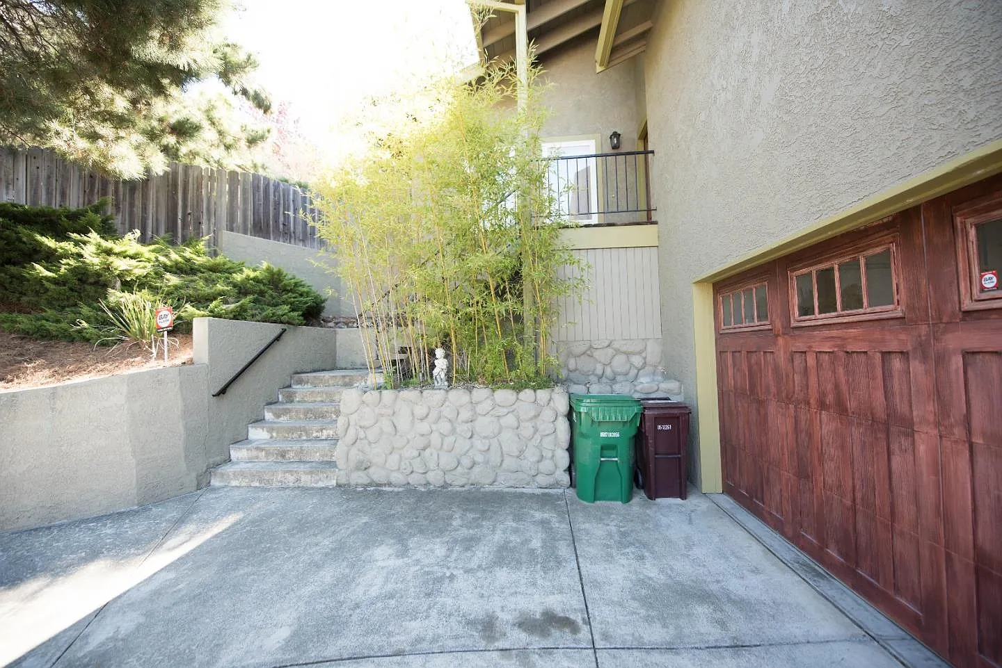 27009 Fielding Dr photo 1
