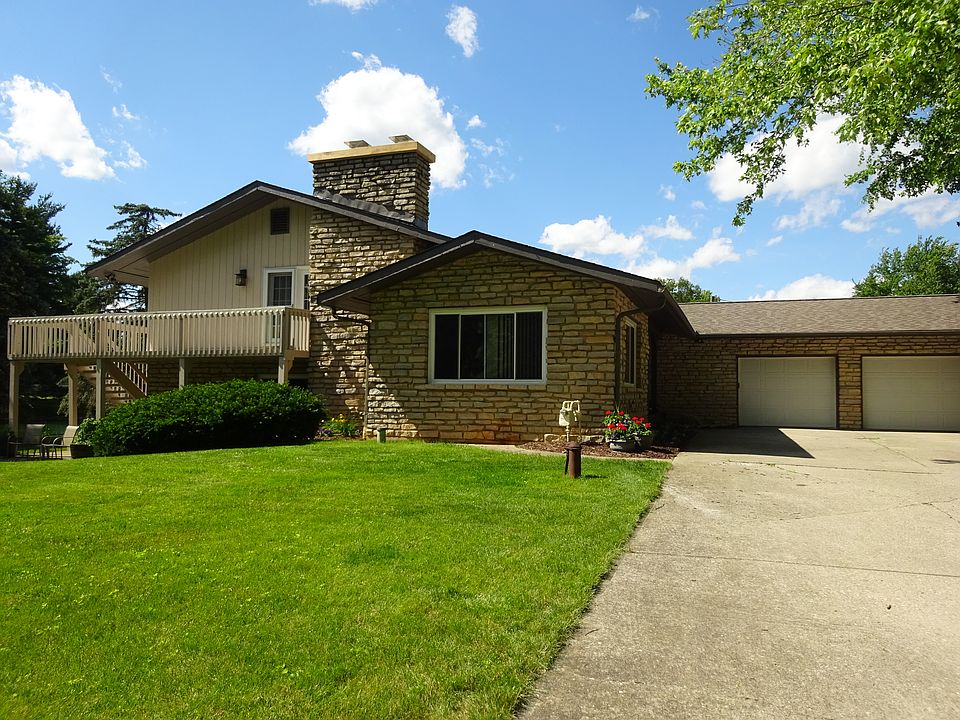 1st image of 243 Lakeland Dr SW