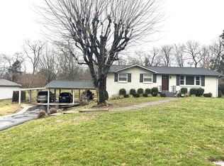 9008 Forest Lawn Dr, Brentwood, TN 37027