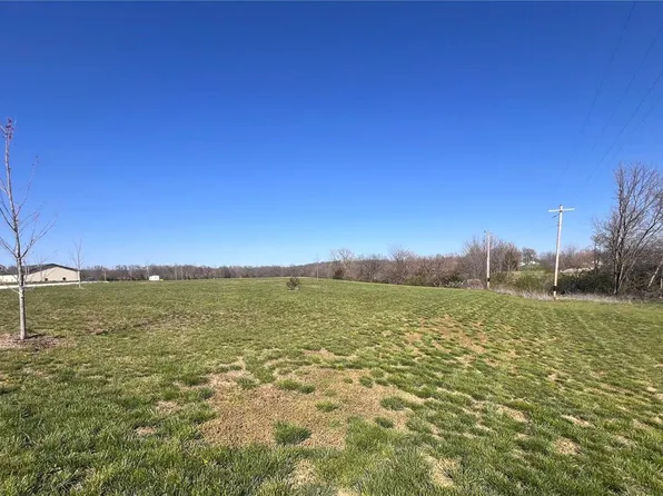 9 Urban Rdg, Palmyra, MO 63461