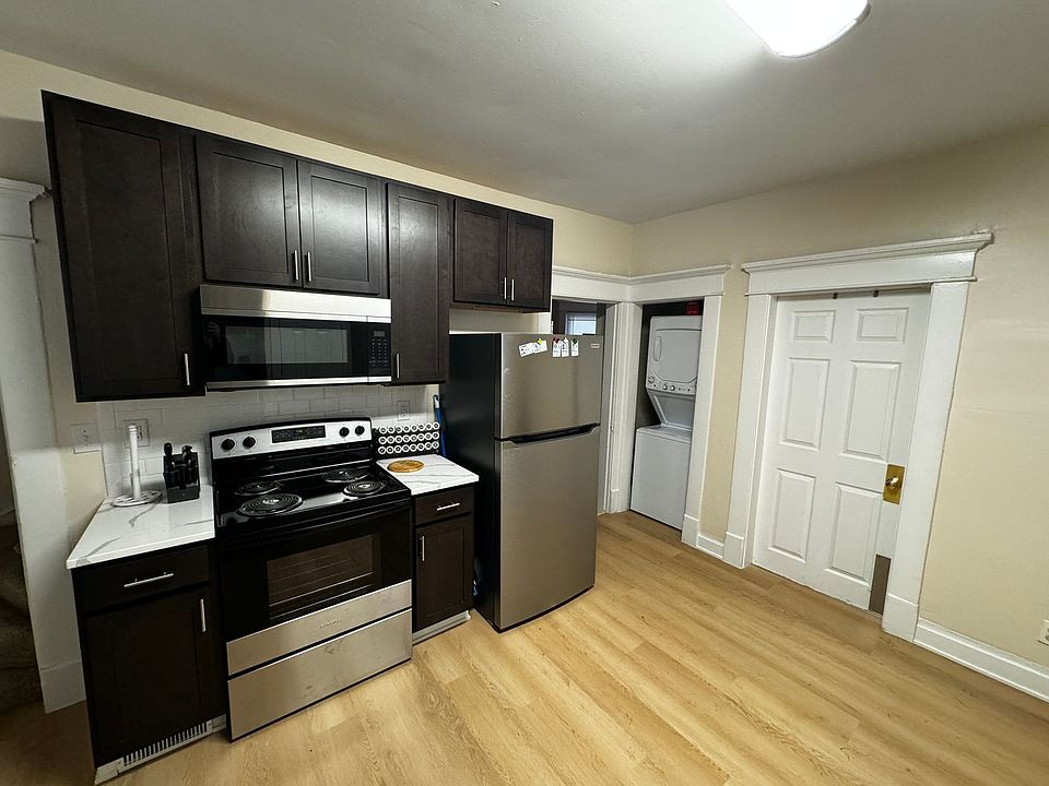 1st image of 47 W Oakland Ave