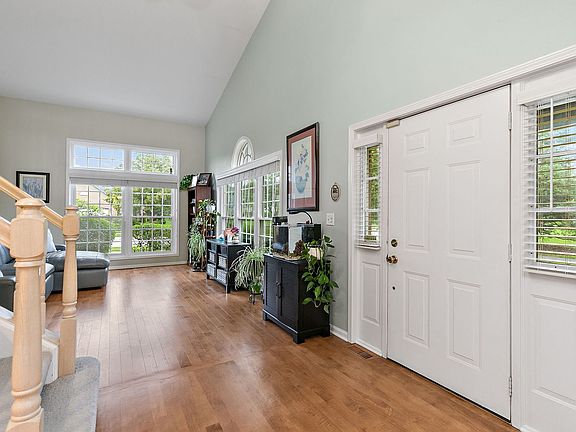 5th image of 246 Lynwood Ln