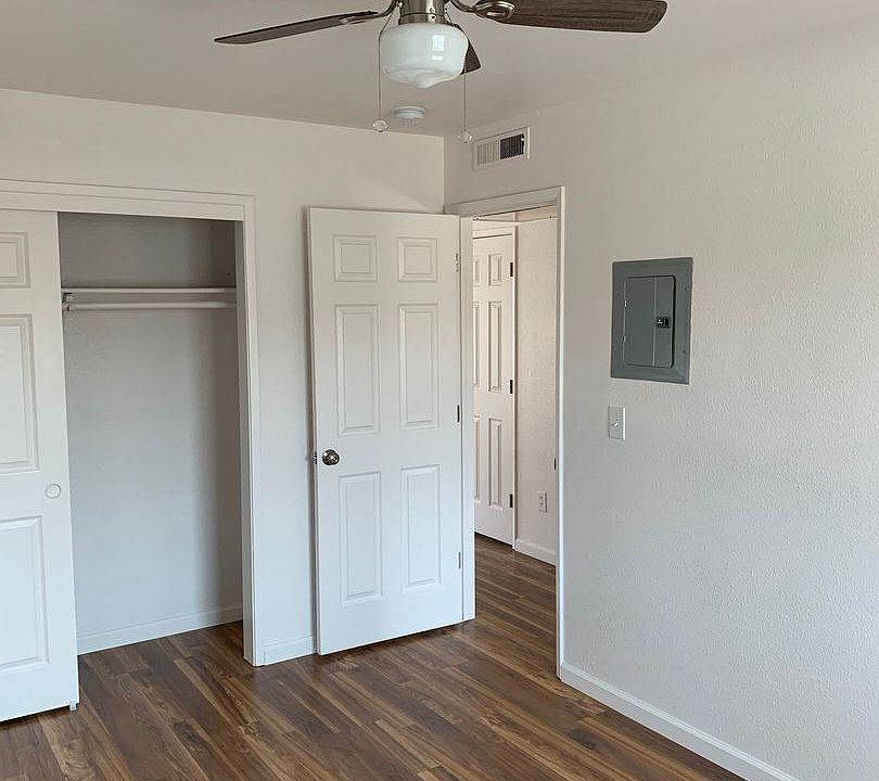 1st image of 195 Lois Ln #21