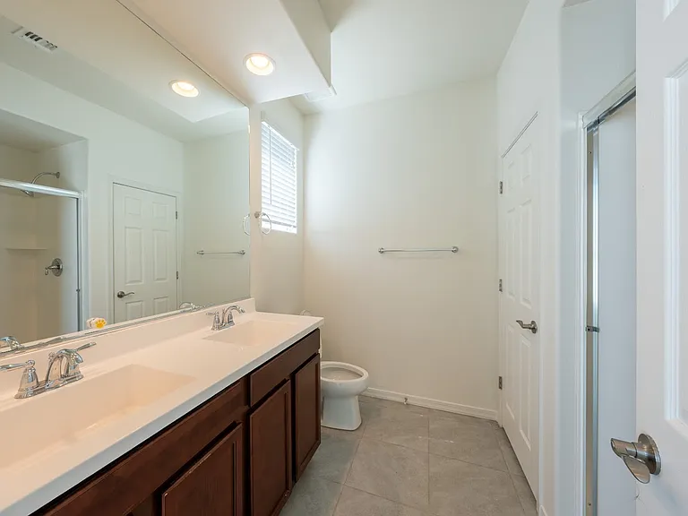 6554 S 24th Pl — Photo 10