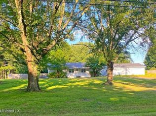 410 N Brooks St, Pelahatchie, MS 39145