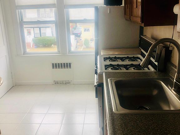 4th image of 83 W Mineola Ave Floor 2