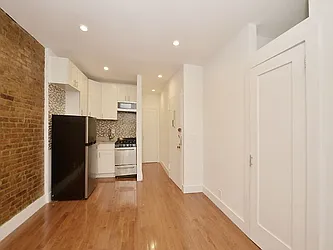 Rented by Cooper & Cooper Real Estate