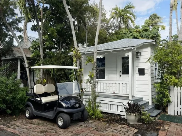 3 Nassau Ln #A, Key West, FL 33040