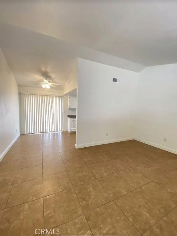 Building Photo - 23148 Dunhill Dr