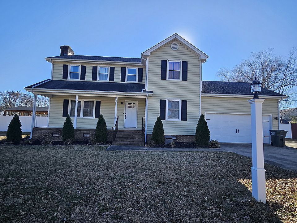 1st image of 402 N Cottonwood Dr