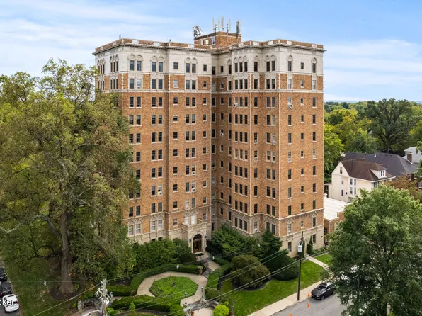 2140 Bonnycastle Ave APT 8C, Louisville, KY 40205