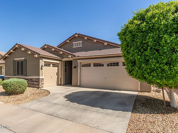 4th image of 15719 W LAUREL Lane