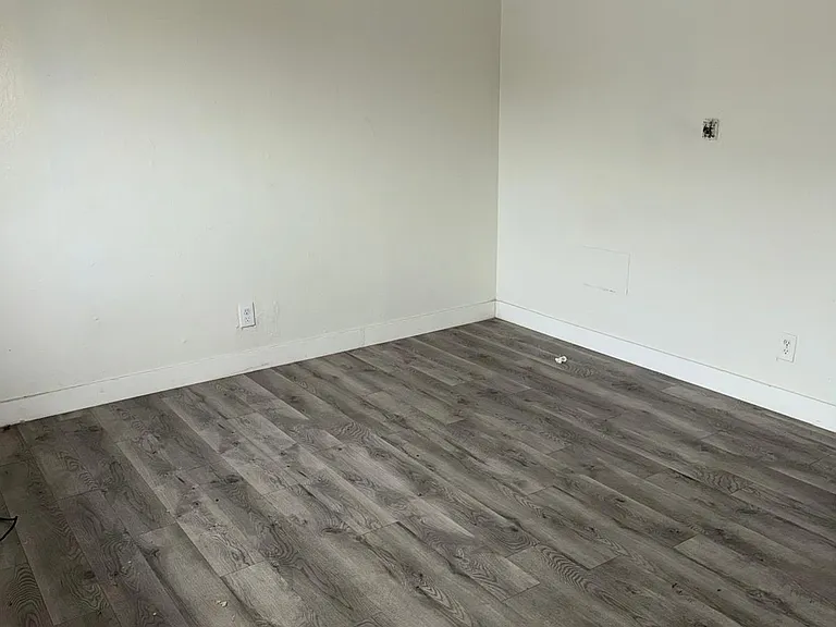 817 E Channel St #1 — Photo 5