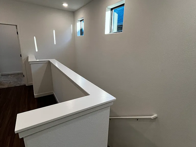 8133 Bodway Pkwy — Photo 25