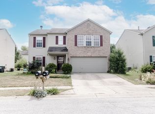 305 Sunbeam Ln, Greenwood, IN