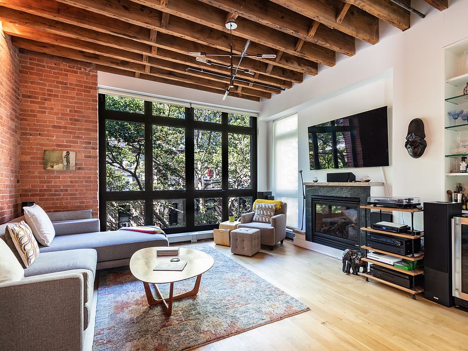 1st image of 406 W 45th St APT 4C