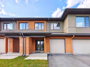 770 Solarium Ave, Ottawa, ON K4M 0H1