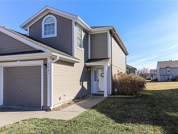 2nd image of 5701 NW Sunrise Meadow Cir #51-D